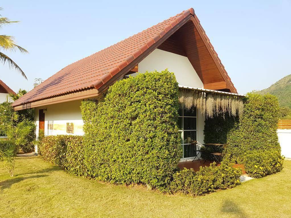 The Hillside Pranburi Resort Exterior foto